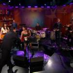 the.colbert.report.11.18.09.Norah Jones_20091212045010.jpg