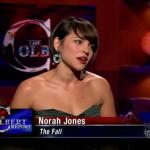 the.colbert.report.11.18.09.Norah Jones_20091212044449.jpg