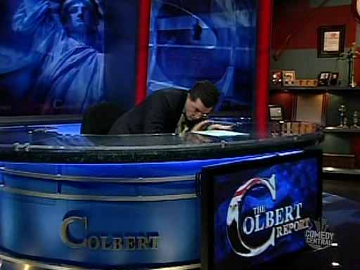 the_colbert_report_11_19_08_Michael Lewis_20081127031734.jpg